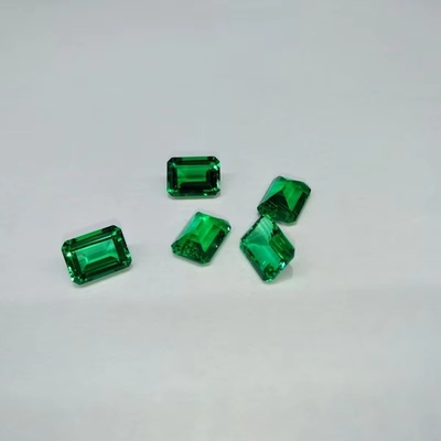 7*9mm هشت گوشه ای زمرد برش سبز مصنوعی سنگ زمرد برای همیشه یک رنگ موسانایت