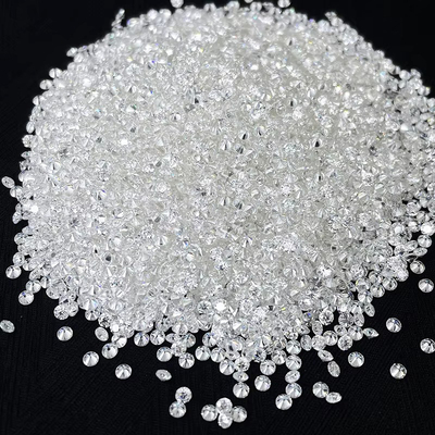 اندازه کوچک مویسانایت 1.0 CT در هر بسته با رنگ بازی جلوه های نوری