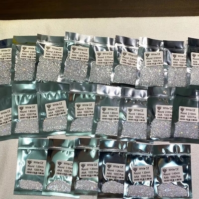 0.8mm 2mm 2.8mm سبز صورتی آبی رنگ مویسانایت درجه 3A 5A اندازه کوچک CZ زرکونیا مکعب