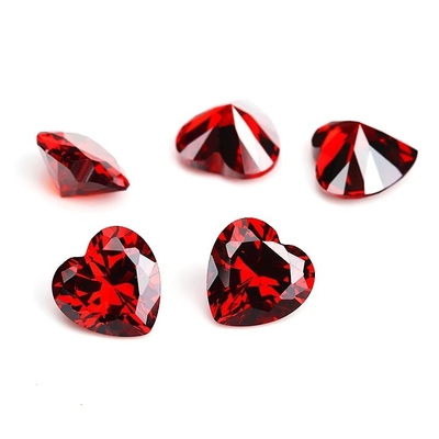 رنگ ها CZ موسانایت الماس قلب برش 3x3mm 4x4mm Zirconia کیوب مصنوعی