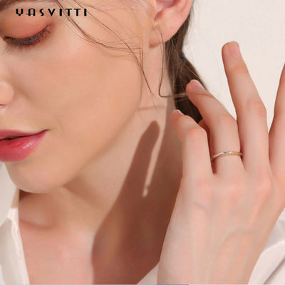 0.21cm 0.07oz Mobius Wedding Band S925 حلقه نقره ای استرلینگ زن و شوهر SGS
