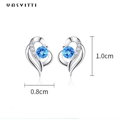 0.04oz 1x0.8cm گوشواره نقره ای قلب نقره ای SGS دوست دختر گوشواره سنگی