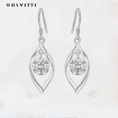 1.61 اینچ 0.04oz گوشواره قلب نقره ای واقعی 5A گوشواره شکل برگ زیرکونیا