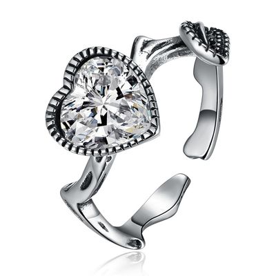 انگشتر الماس نقره عیار 18k طلای سفید Moissanite