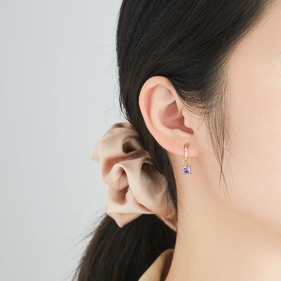 گوشواره های نقره ای نقره ای 0.67 اینچ 2.2 گرم گوشواره سوزنی نقره ای با روکش CZ
