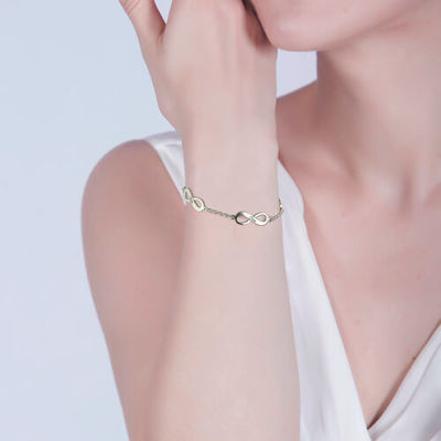 دستبند نقره سفارشی 0.18oz 0.79cm دستبند جامد 18k طلا سه نفره بی نهایت